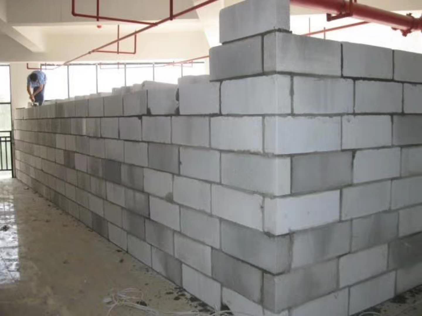 渭南蒸压加气混凝土砌块承重墙静力和抗震性能的研究
